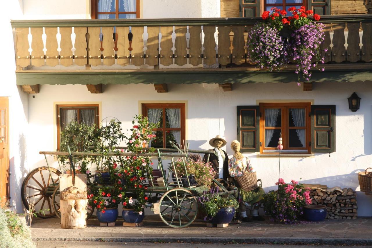 Gaestehaus Herbstbauernhof Siegsdorf Exterior photo